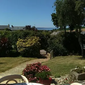 Loue Acces A La Cuisine A 10 Mn Des Plages Ploeven